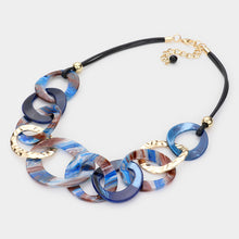 Load image into Gallery viewer, Celluloid Acetate Hammered Open Metal Oval Link Necklace