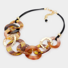 Load image into Gallery viewer, Celluloid Acetate Hammered Open Metal Oval Link Necklace