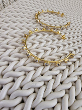 Load image into Gallery viewer, Celine Hoop