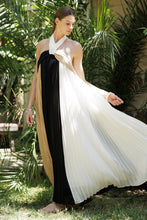 Load image into Gallery viewer, Boho Pleated Maxi Dress