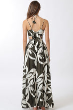 Load image into Gallery viewer, Analia Maxi Dress