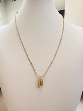 Load image into Gallery viewer, Rogelia Necklace