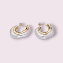 Load image into Gallery viewer, Talia Enamel Hoops
