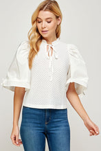 Load image into Gallery viewer, Crochet Top with Poplin Short Sleeve