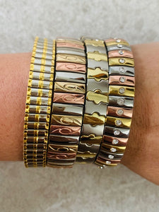 Metal stretch bracelet