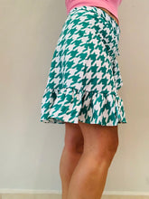 Load image into Gallery viewer, Hounds tooth Print Mini Wrap Skirt